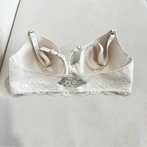 Maidenform Size 38C One Fab Fit Full Coverage Lace Racerback Bra 07112 White