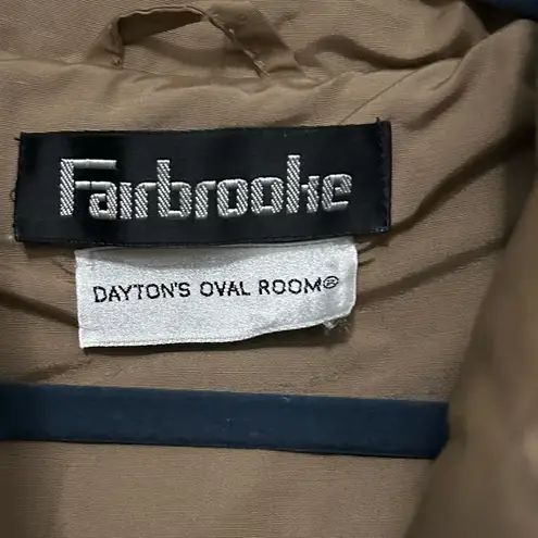 Immaculate Vintage Fairbrooke goose down puffer Prestigious Daytons Oval Room Tan Size L