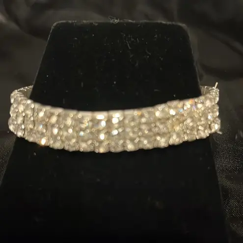 Stunning diamanté stretch bracelet. Fits any size. Stunning.