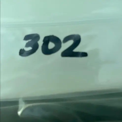 Club Monaco Emily Slim Fit Pants with Black Zipper Accents Olive Green size 4