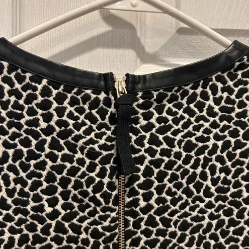Club Monaco Leopard Print Pullover Top Women's Size Large Mixed Media Neck