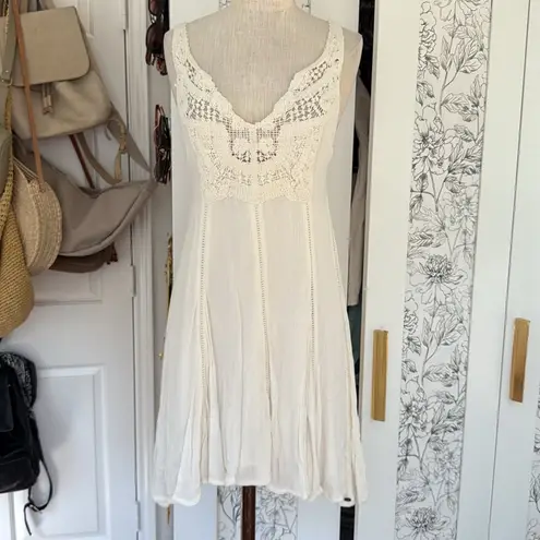 O'Neill Anna Sui X O’Neill crochet dress