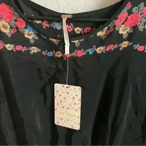 Free People  Age‎ Of Aquarius Boho Black Floral Mini Dress Size 2 NWT