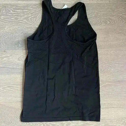 GAPFit Black Workout Tank