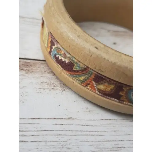 Vintage Bracelet / Bangle Wooden with Inlayed Fabric Tan