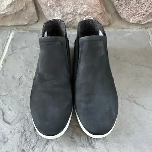 Olukai Hawaiiloa Manu Hope
Waterproof Women's Booties Black With White Sole Size 7.5