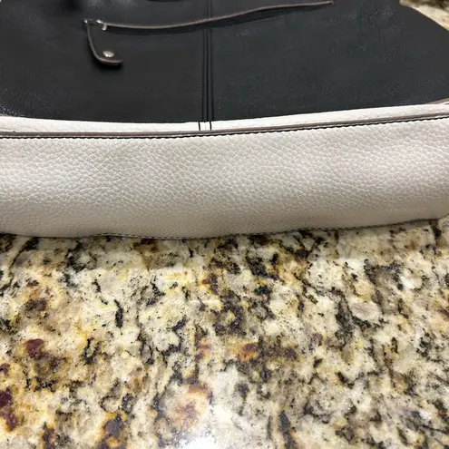 Purse Tignanello since 1989 Black and White Hobo Bag with Slouchy Silhouette