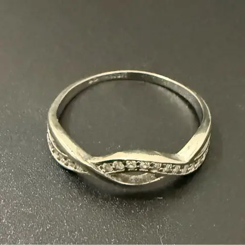 Vintage 925 Mexican Sterling Silver Pave CZ Love Infinity Ring Size 9