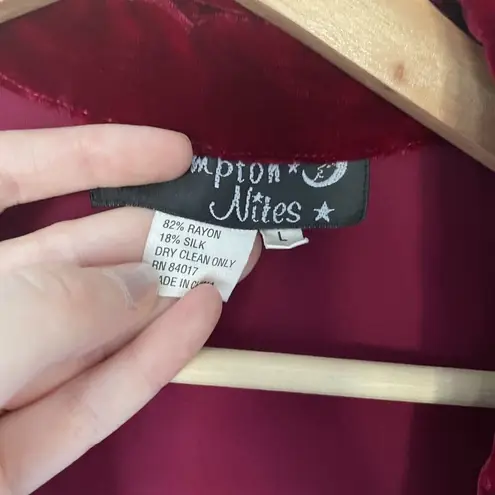 Hampton Nites red rayon silk women's large long button down velvet style shirt