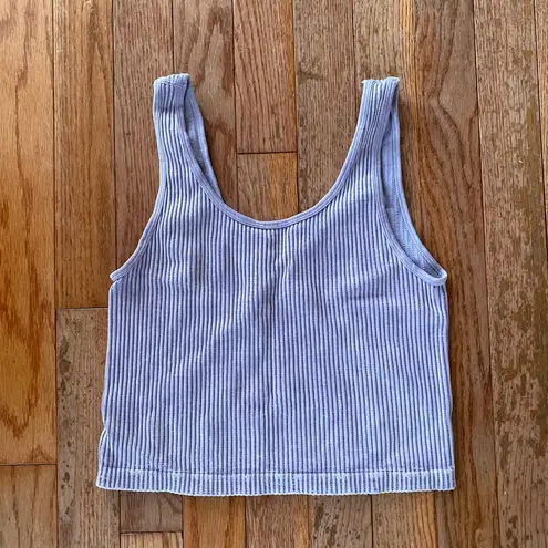 pastel light purple v neck ribbed cropped tank top Size M