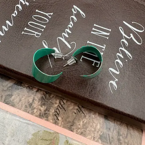 Vintage Green Enamel Half Hoop Earrings 80s 90s Retro Minimalist
