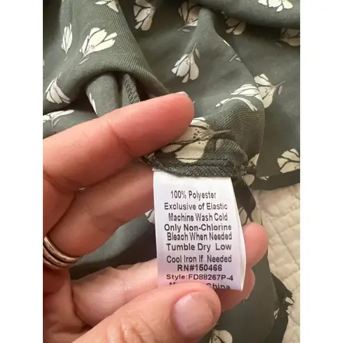 Monday Fun Women's Floral Print Blouse, Size 1X Green