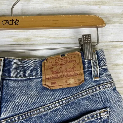 Levi's Vintage Highwaisted Acidwash Raw Hem Buttonfly Levi’s 501 Hotpants Short Shorts