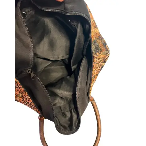 Vintage Safari Animal Tapestry Handbag Rounded Handles Wood Beads Estate Zip Top Brown