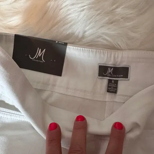 JM Collection White Cropped Ankle Pants