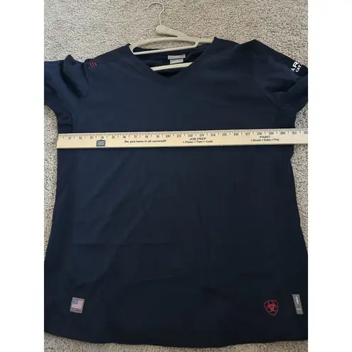 Ariat  Women’s FR AC V-Neck Top In Navy Cat Level 2 Size Large Breathable