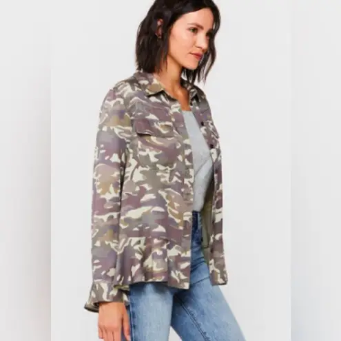 Velvet Heart Camo Button Down Shirt Bottom Ruffle Green S