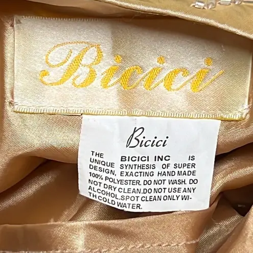 Bicici Designer Beaded Halter Gown Formal Embroidered Champagne Gold & Shawl Size 4