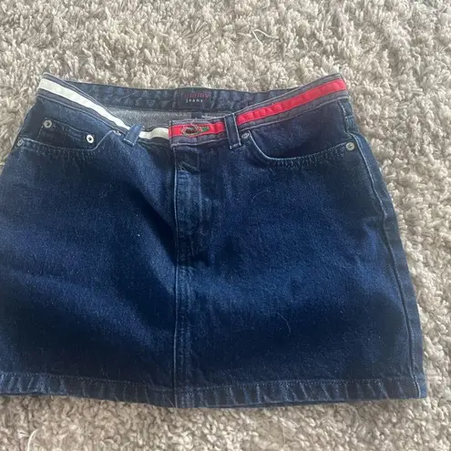 Tommy Hilfiger , jeans skirt size 5 - Image 5