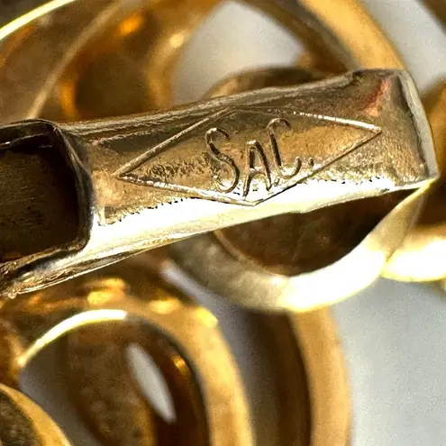 Vintage S.A.C. Gold Tone Rhinestone Clip