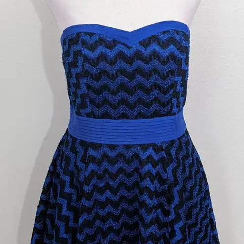 Minuet Blue Black Formal Dress NWT Size Medium Blue Strapless Homecoming Dress