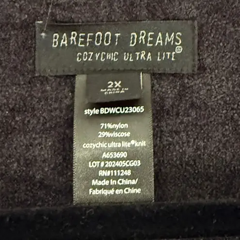 Barefoot Dreams Cozychic Plus Size Ultra Lite Cardigan Blanket Wrap in Black 2X