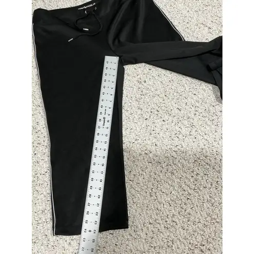 ZeroXposur Woman’s Black Large Capri Wide Leg