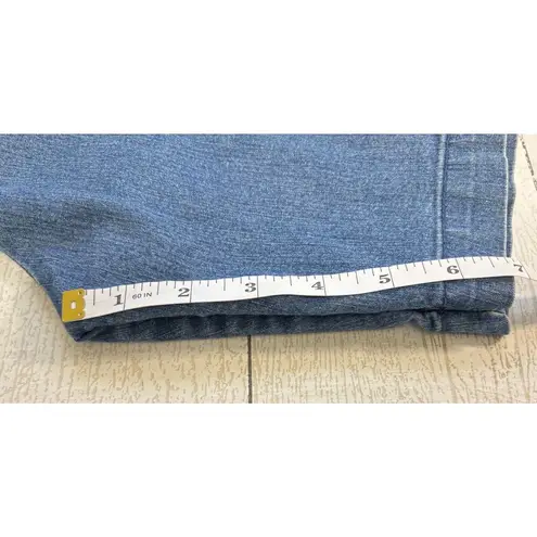 kim rogers Women's Blue Denim Bermuda Shorts Size 16