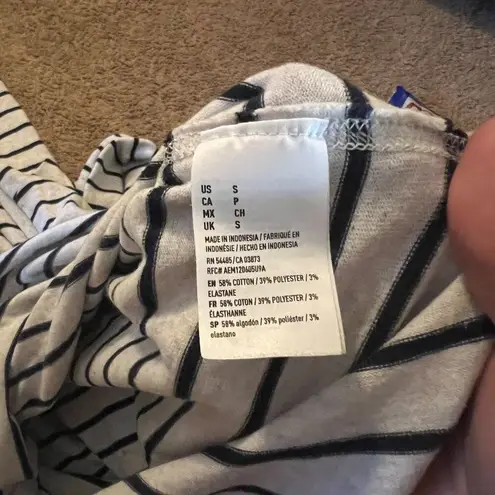 American Eagle  small hoodie