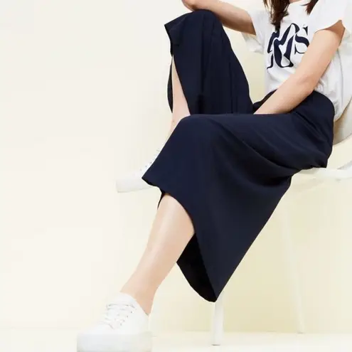 FRNCH CROPPED TROUSERS IN NAVY-BLUE