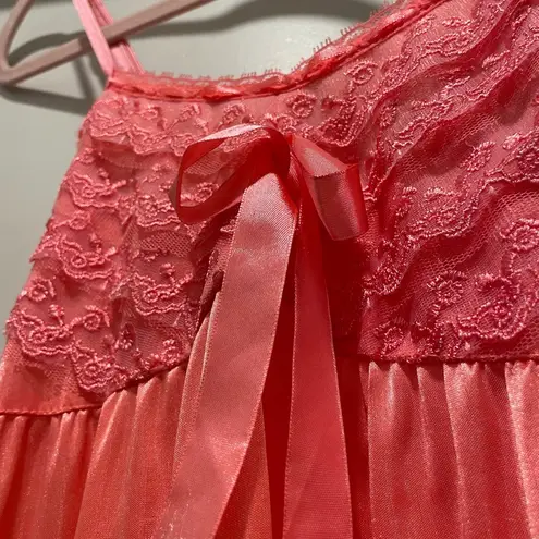 VTG Coquette Coral Pink Lace Spaghetti Strap Cami Slip Dress Nightgown With Bow