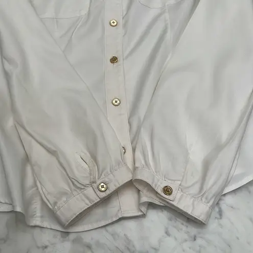 Woman’s prich button down shirt