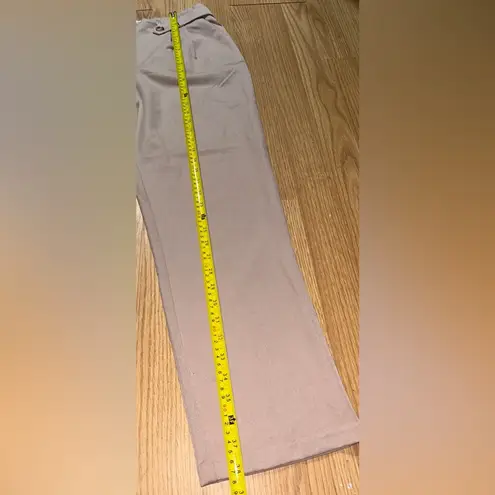 potter's pot 🏷️🏷️NWT ladies/jrs Large pleated business slacks tan