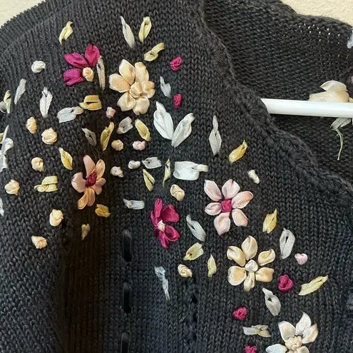 Vintage Black Embroidered Floral Sweater L Ramie Cotton 90s Size L