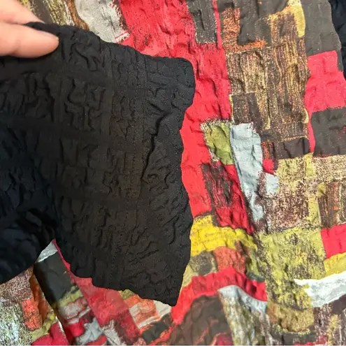 Habitat Flounce Collar Button Down Shirt Jacket Black Garnet Abstract Sz M