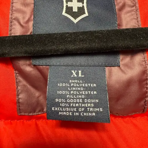 Victorinox Swiss Army Goose Down‎ Puffer Jacket in Purple Size Extra Large