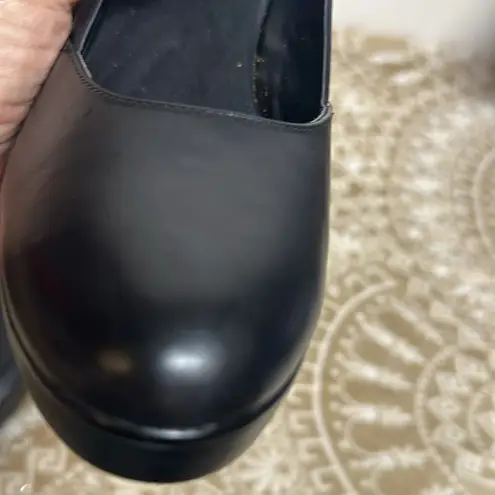 Bella Vita Women's Zari Leather Platform Pump Sz 9.5