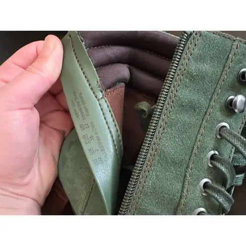 Naturalizer Callie Lace Up Boots Spruce Green Size 5 NWOT