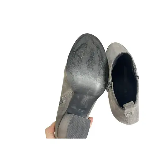 Ivanka Trump Womens Taren Ankle Boots Booties Gray Suede Block Heel Zip 8.5 M