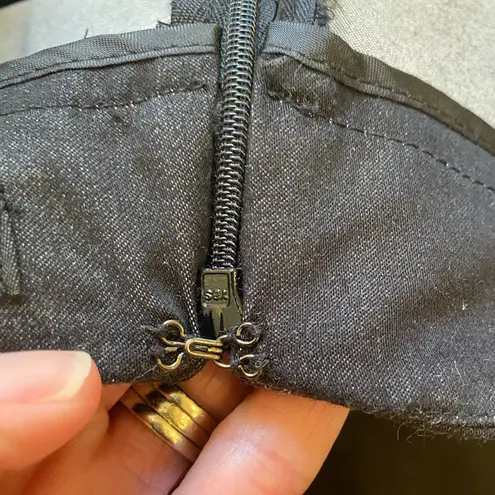 New York & Co Dark Charcoal Gray Metallic Sheen Pencil Skirt, size 2