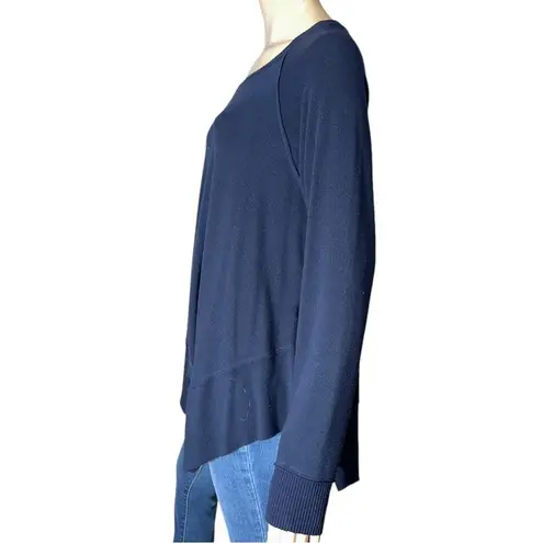 Michael Stars Women’s Size L Navy Blue Handkerchief Hem Lightweight Sweater