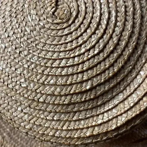 BETMAR NEW YORK WOMENS 100% STRAW HAT ONE SIZE FITS MOST Tan