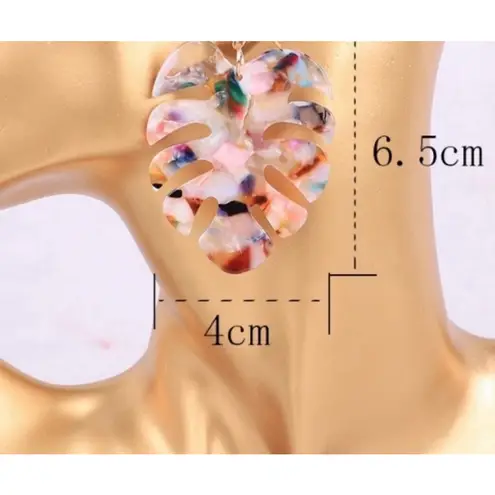 NEW Women’s Monstera Rainbow Tortoise Shell, Palm Tree Dangle Earrings Blue