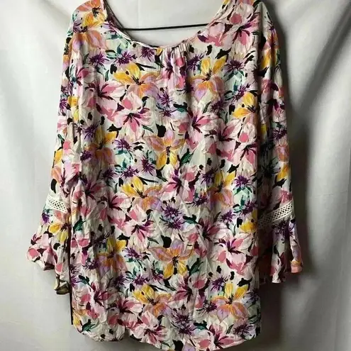 NWT I. N. WO SIZE 3X FLORAL BLOUSE WITH TASSEL TIES FAUX BUTTONS FLOWY Pink