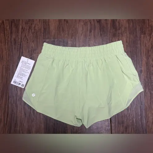 Lululemon  Hotty Hot HR 2.5” LemonGrass NWT - Image 3