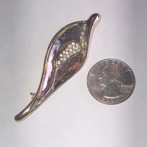 Angel Brand Elegant Vintage Gold Tone CZ Rhinestone Retro Boho Brooch