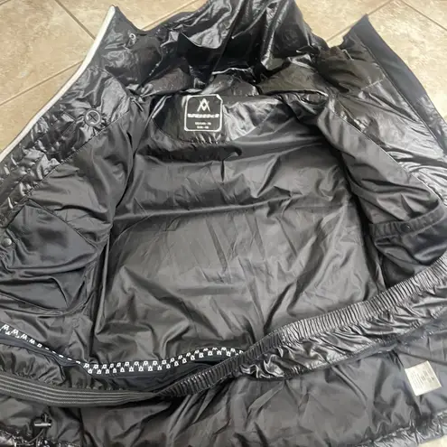 Volkl Womens Black Puffer Jacket Hooded Logo Print Full Zip Sz 10 Ombre ski ec