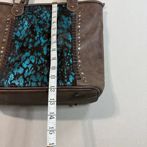 Trinity Ranch Elegant Brown Tote with Blue Accents