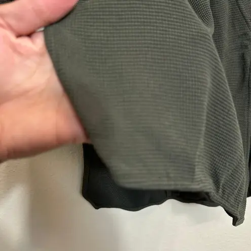 Giorgio Armani Armani Collezioni Olive Green Textured Tunic Top IT40 Waffle Knit Vintage Light