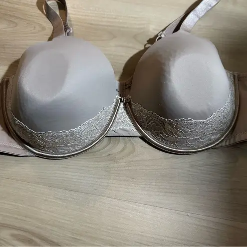 Vanity Fair 76382 Beauty Back Smoother Lace Full Figure Underwire Bra 42D